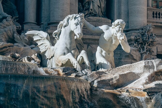 10 Wonders of Rome in 3 hrs - Stop 4: Passing Pontifical Gregorian University, a Jesuit First