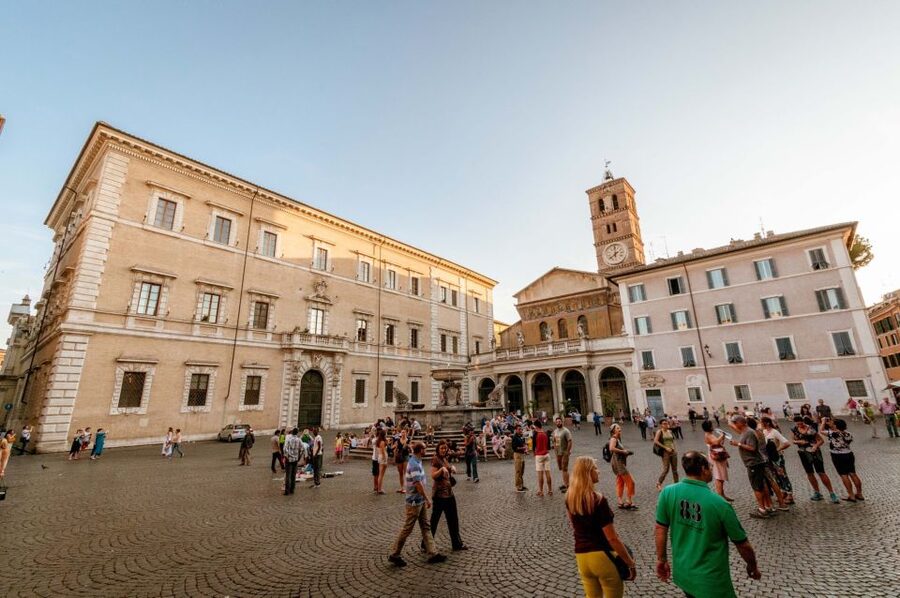 3-Hour Trastevere and Jewish Ghetto Guided Walking Tour - Getting ready for the Jewish Ghetto area near the Tiber