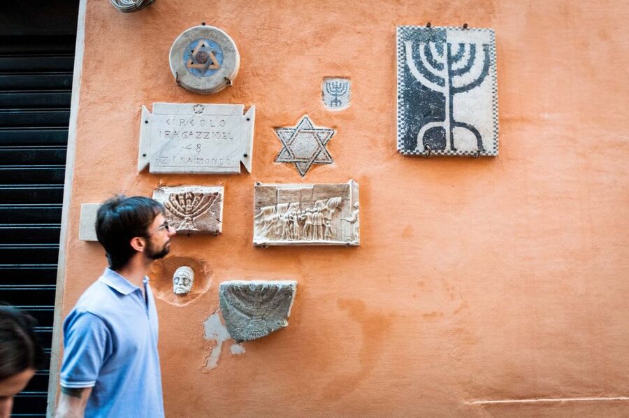 3-Hour Trastevere and Jewish Ghetto Guided Walking Tour - Starting point at Largo di Torre Argentina and Via dei Cestari