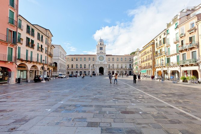 8-Days Best of Italy Trip from Rome with Florence and Venice - Bologna squares, Padua stop, then Venice in Mestre