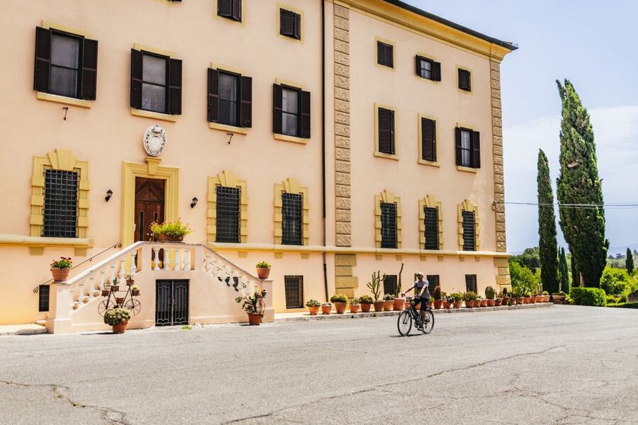 Appia Antica: Full Day Bike Rental with Customizable Routes - Catacombs of San Callixtus: 40 Minutes Underground