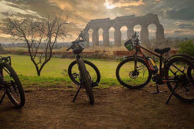 Appian Way Aqueducts Bike Tour with Catacombs & Lunch - Lunch and aperitif between aqueducts, timing that matters
