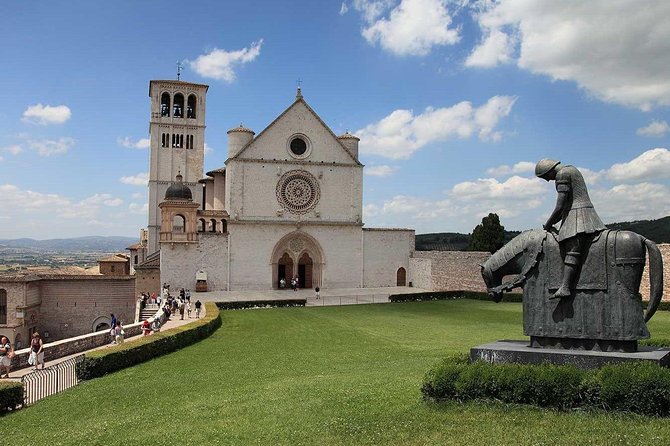 Assisi One Day Trip Private Excursion from Rome - Walking Assisi: squares, churches, and an easy pace for exploring