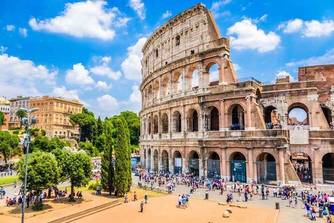 Audio Guided Tour - Colosseum, Roman Forum and Palatine Hill - Stop 1: Colosseum entry, tiers and corridors (and arena expectations)