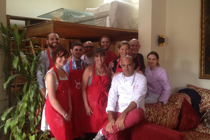 Authentic Roman Cooking Class & Market Experience - Vegetarian Options and Who This Class Suits Best