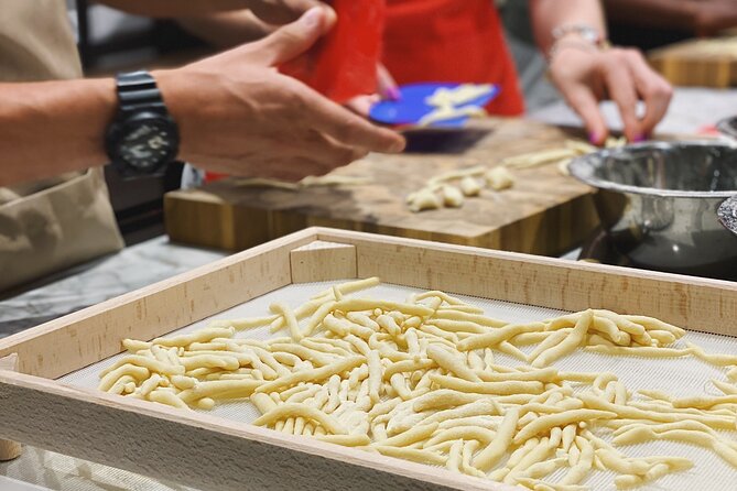 Authentic Roman Pasta & Tiramisu Experience with Italian Wine - The Chef and Small Group Size That Changes Everything