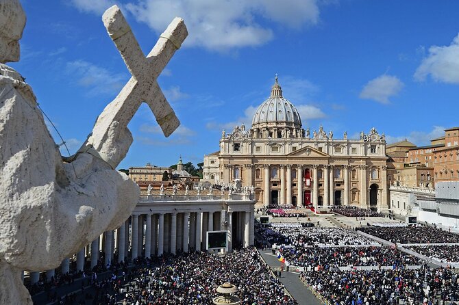 Best Guided Tour To Vatican Museums And Sistine Chapel - What the guiding feels like: clarity, headset quality, and staying together