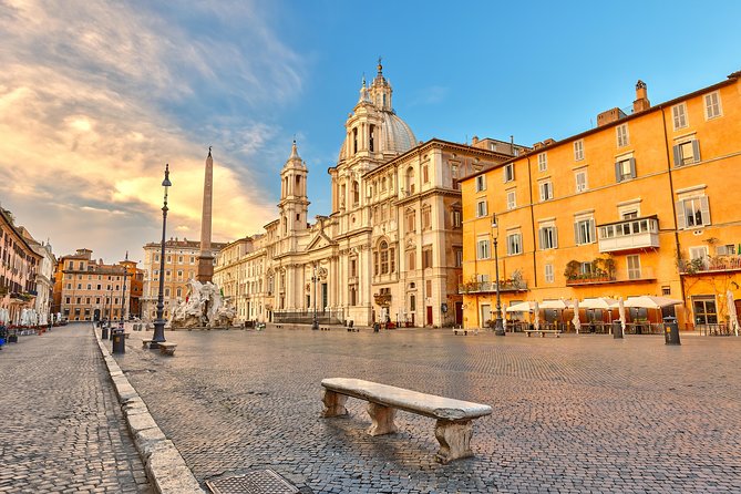 Best of Rome - Piazza Navona and Piazza Venezia: squares that work even fast