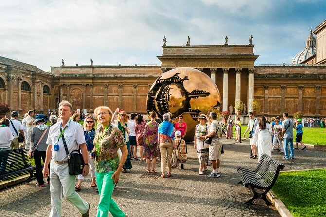 Best of the Vatican Tour: Fast Track Highlights - Pace, crowd levels, and the “stay with the group” reality