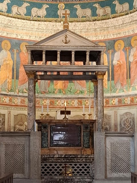 Bone Crypts & S. Clemente ENGLISH tour - tickets included - The short cab ride to the Colosseum area and what you actually see outside