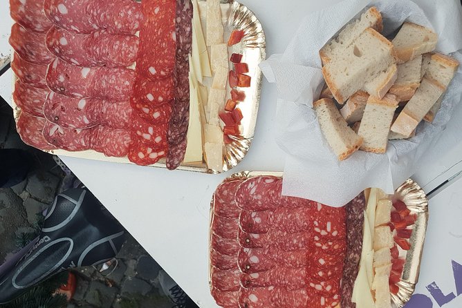 Campo dè Fiori Market and Trevi Fountain Food and Wine Tour in Rome - Pantheon Area Without the Inside Visit, but With Gelato and Coffee