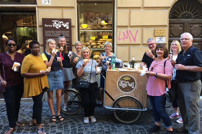 Campo dè Fiori Market and Trevi Fountain Food and Wine Tour in Rome - Start at Piazza Farnese and Campo de Fiori’s Bruno Square Market Tastes