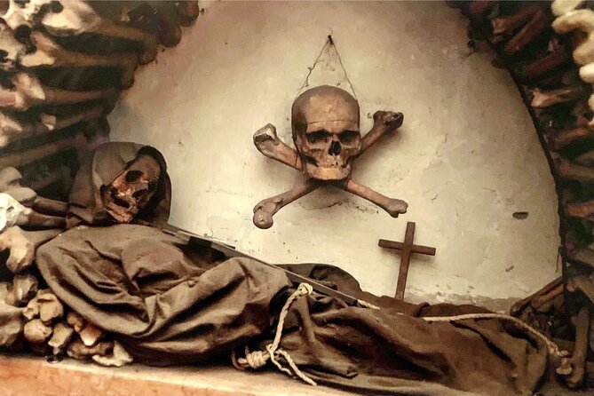 Capuchin Crypts and Dark Centre Tour - Entering the Capuchin Crypts: The 3,700-Body Stop