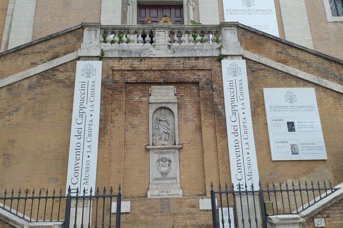 Capuchin Crypts Tour – Fast-Track, Guided or Audio - The 1-Hour Flow: Museum Context Before the Crypts
