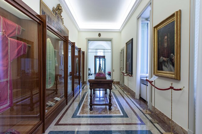 Castel Gandolfo: Papal Apartments and Secret Garden Entry Ticket - A Papal Summer Escape in Castel Gandolfo