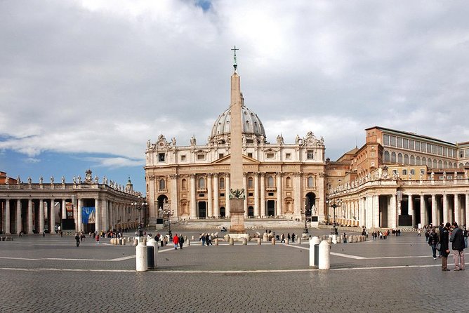 City Sightseeing Rome Hop-On Hop-Off Bus Tour - Piazza di Spagna and Piazza Barberini: The Classic Walkable Finale