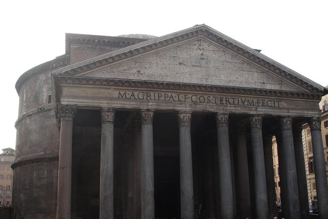 City walk through Spanish steps, Trevi fountain, Pantheon, Navona, Angel Castle - Key highlights at a glance