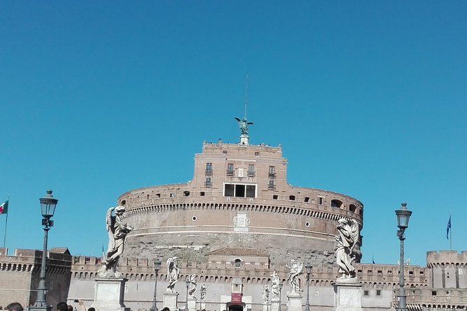 City walk through Spanish steps, Trevi fountain, Pantheon, Navona, Angel Castle - How this 3-hour private Rome walk fits your day