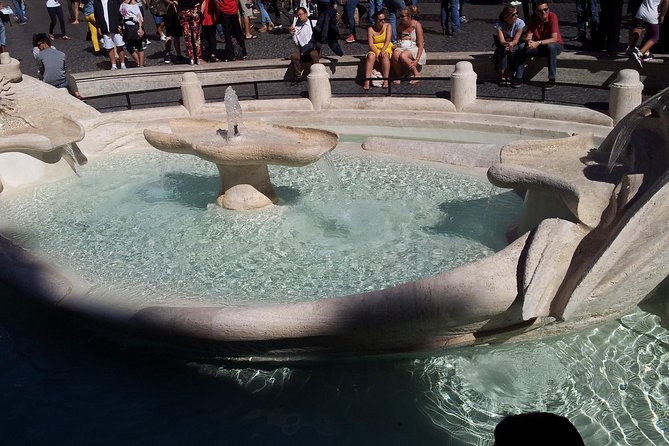 City walk through Spanish steps, Trevi fountain, Pantheon, Navona, Angel Castle - Castel Sant’Angelo area: outside views with century-scale context