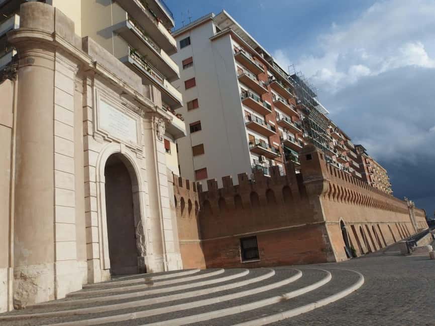 Civitavecchia: Historical and Culinary Walking Tour - Local Café Snacks Plus the Savory Middle of the Walk
