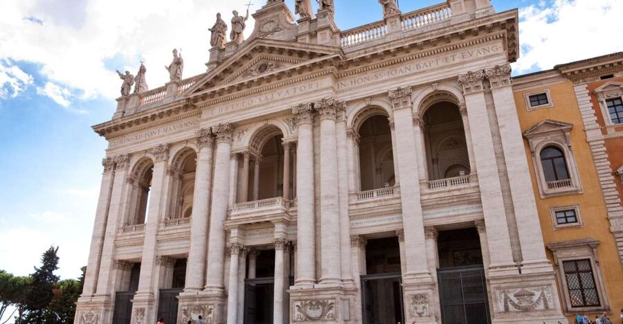 Cloister of St John in Lateran Basilica Ticket - Why the Lateran Basilica deserves your time