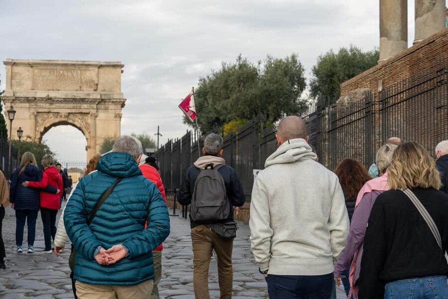 Colosseum Guided Tour: Hotel Transport included - Palatine Hill: panoramic views plus the myths behind Rome