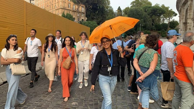 Colosseum Guided Tour Semi-Private Group on Free Entry Days - The tour flow once you’re inside: learning with your feet