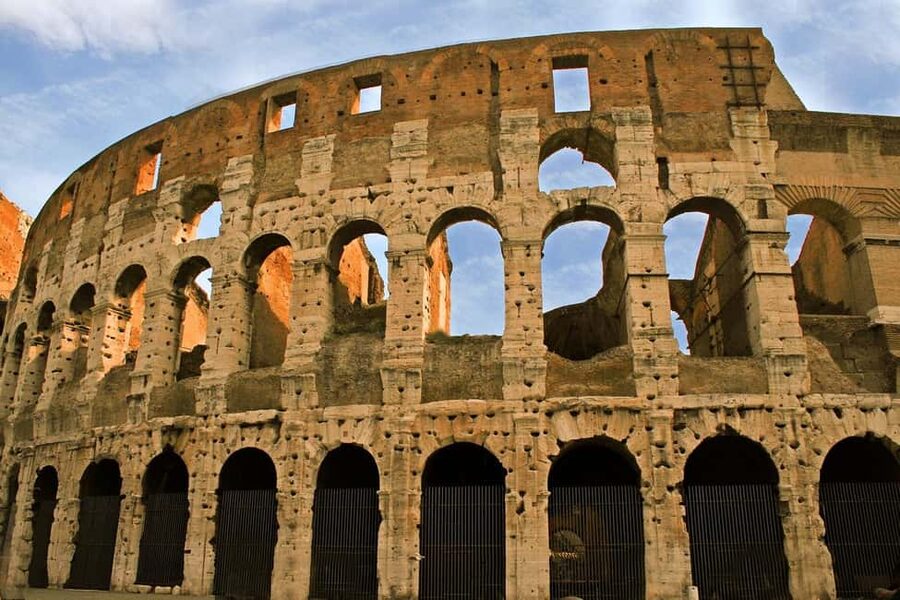 Colosseum Guided Tour with Roman Forum and Palatine Hill - How the guide, headsets, and group size shape your experience