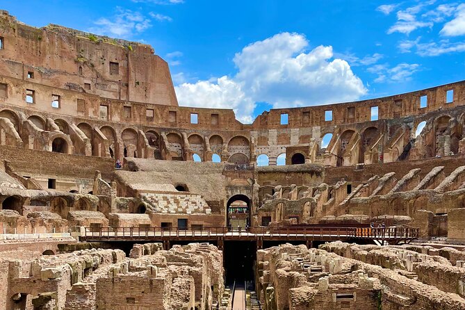 Colosseum, Palatine Hill and Roman Forum with Guided Tour - Small Group Size and Earphones: Why the Experience Feels Tighter