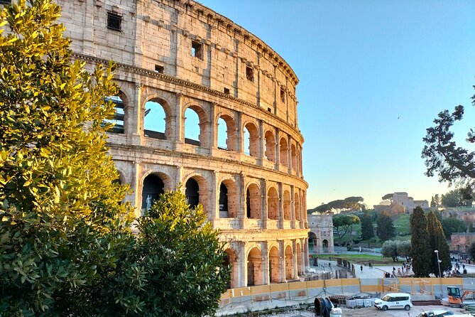 Colosseum, Roman Forum and Palatine Hill Guided Walking Tour - Meeting at Via del Colosseo, Then Headsets On