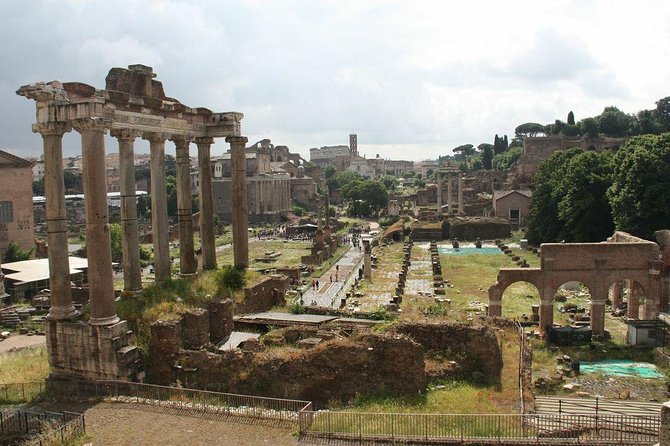 Colosseum Tour with Ancient Rome max 7 people - Who this tour fits best, based on how guides are praised