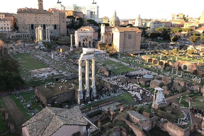 Combo: Colosseum, Vatican Museums and Sistine Chapel Guided Tour - Crowd Reality, Walking, and How to Stay Comfortable