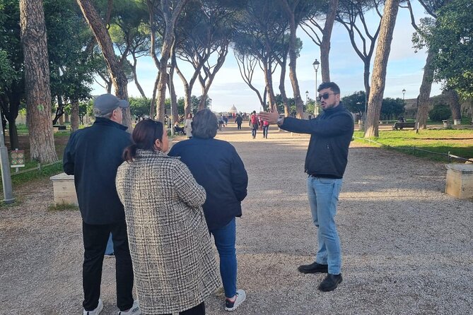 Discover Rome Highlights by Golf Cart Tour private tour - The real value: a guide who can shape the drive for your group