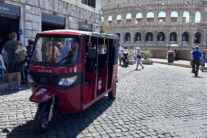 E-Tuk Tour: Highlights of Rome - Jewish Ghetto time: narrow streets, synagogues, and everyday Rome