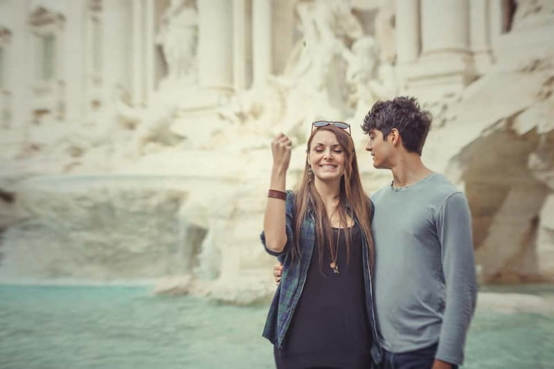 Early morning photoshoot at The Trevi Fountain - Edited photos, online gallery access, and print upgrades