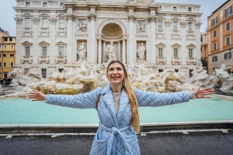 Early morning photoshoot at The Trevi Fountain - Meeting point at Hotel Accademia, then a private Trevi walk