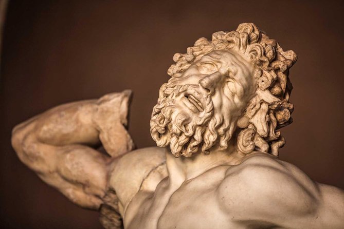 Early Vatican Museums & Sistine Chapel Small Group Tour - 7:35 AM entry: why dawn beats the worst Vatican lines
