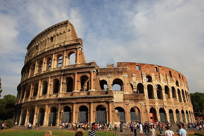 Entrance Tickets Colosseum, Roman Forum, Palatine with Audioguide - Roman Forum stops: the landmarks you will recognize in seconds