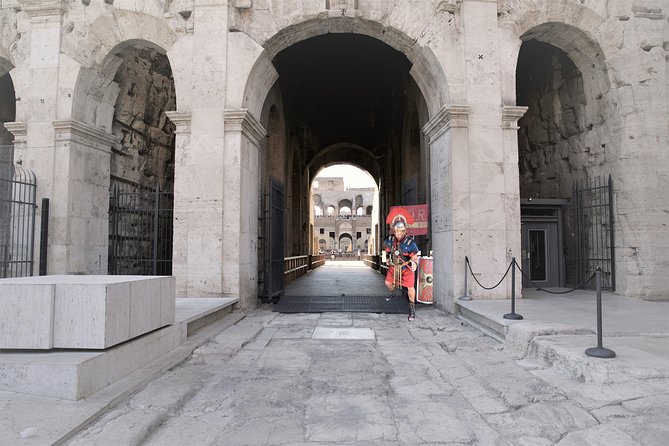 Exclusive Colosseum Arena Through The Back Door - The 1-hour plan: what you see at stop-by-stop pace