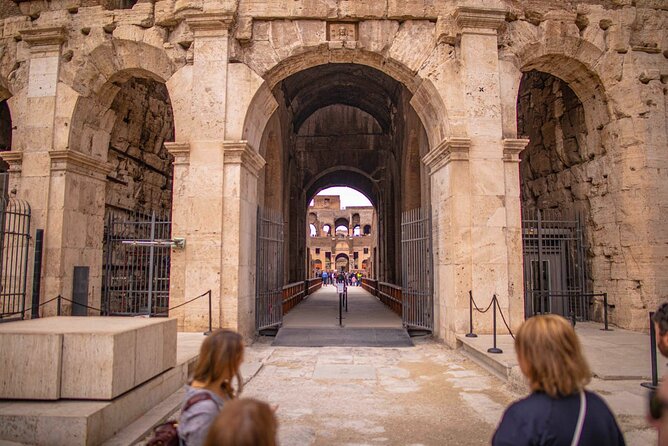 Express Colosseum: Semi-Private Guided Tour with Max 6 People - How an express semi-private Colosseum tour changes your day