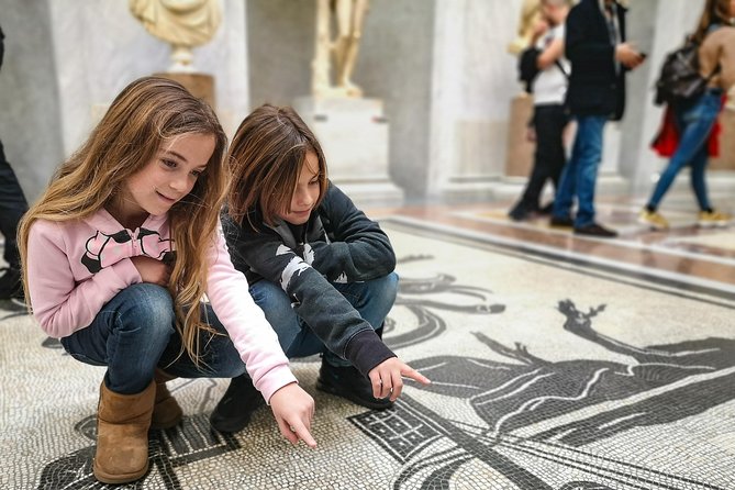 Family Friendly Private Vatican Tour and Sistine Chapel - Meeting points and how the tour fits a day in Rome