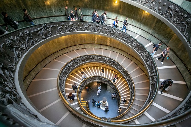 Family Friendly Private Vatican Tour and Sistine Chapel - Stop 2: Sistine Chapel with quiet focus games