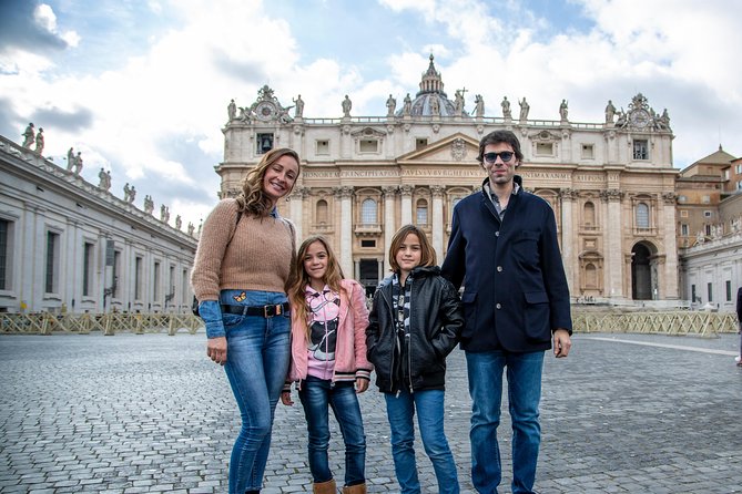 Family-Friendly Vatican Tour for Kids with Sistine Chapel - Vatican Museums: the best kid-friendly route through the biggest rooms