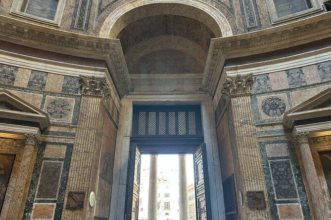 Fast Track Ticket in Pantheon (Rome) with Audio Guide - Why the Pantheon is worth your time, even with 45 minutes