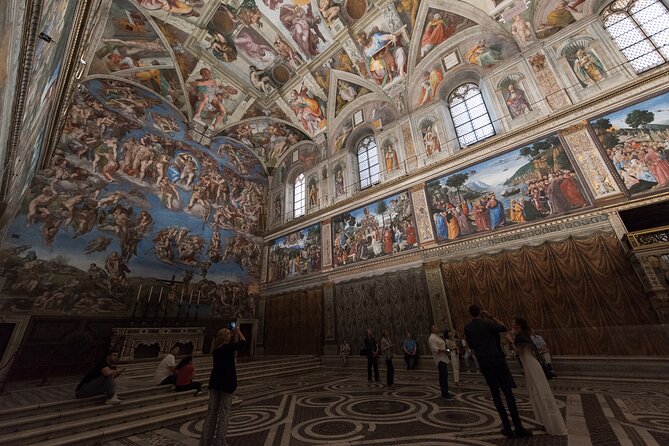 Fast track: Vatican Museums, Sistine Chapel Guided and St. Peter's Basilica Tour - Pacing, crowds, and when the tour feels hurried