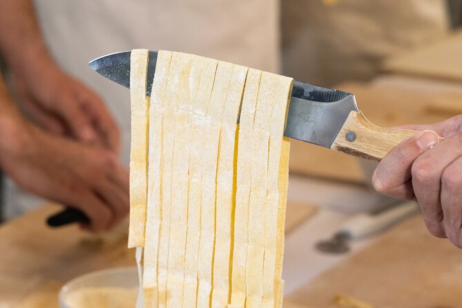 Fettuccine and Tiramisu Masterclass in the Heart of Rome - Choosing Your Sauce: Amatriciana, Cacio e Pepe, or Pomodoro e Basilico