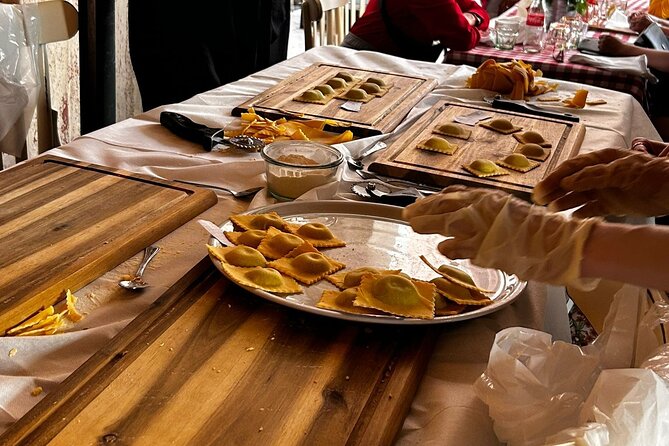 Fettuccine Pasta Cooking Class in Rome City Center - Bruschetta, Wine or Beer, and Eating Outdoors Like a Local