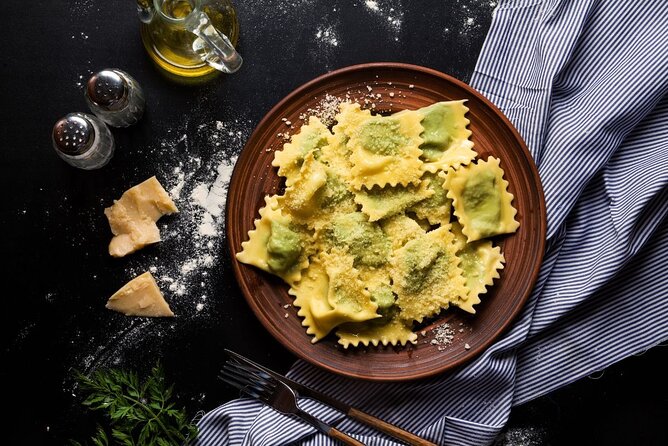 Fettuccine Pasta Cooking Class in Rome City Center - Small Group Energy and Instructor Style That Actually Helps