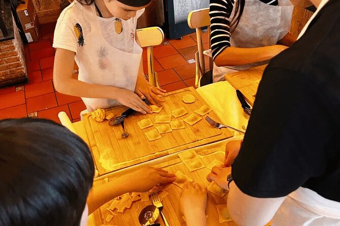 Fettuccine Pasta Cooking Class in Rome City Center - Who This Class Fits Best (and Who Should Skip It)