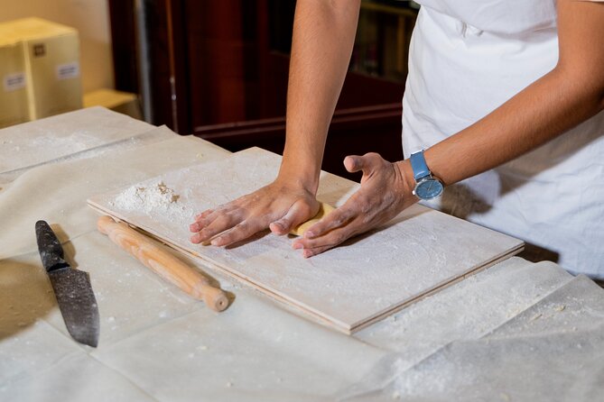 Fettuccine, Ravioli and Tiramisu Pasta Making in Rome - Sauce Choices and the Sauce Prep Reality